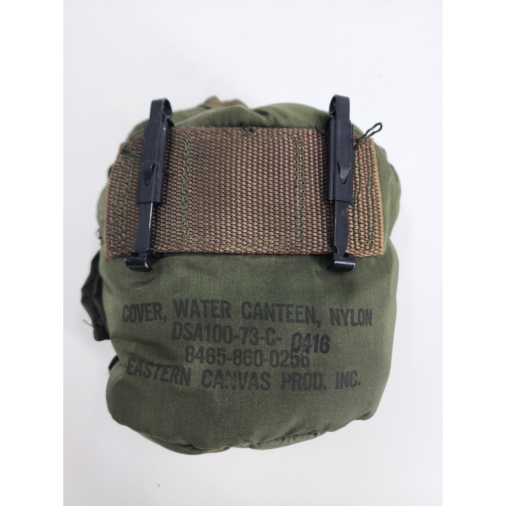 Vintage 1973 US Military Nylon Canteen Cover with Cup Eastern Canvas ALICE Clips